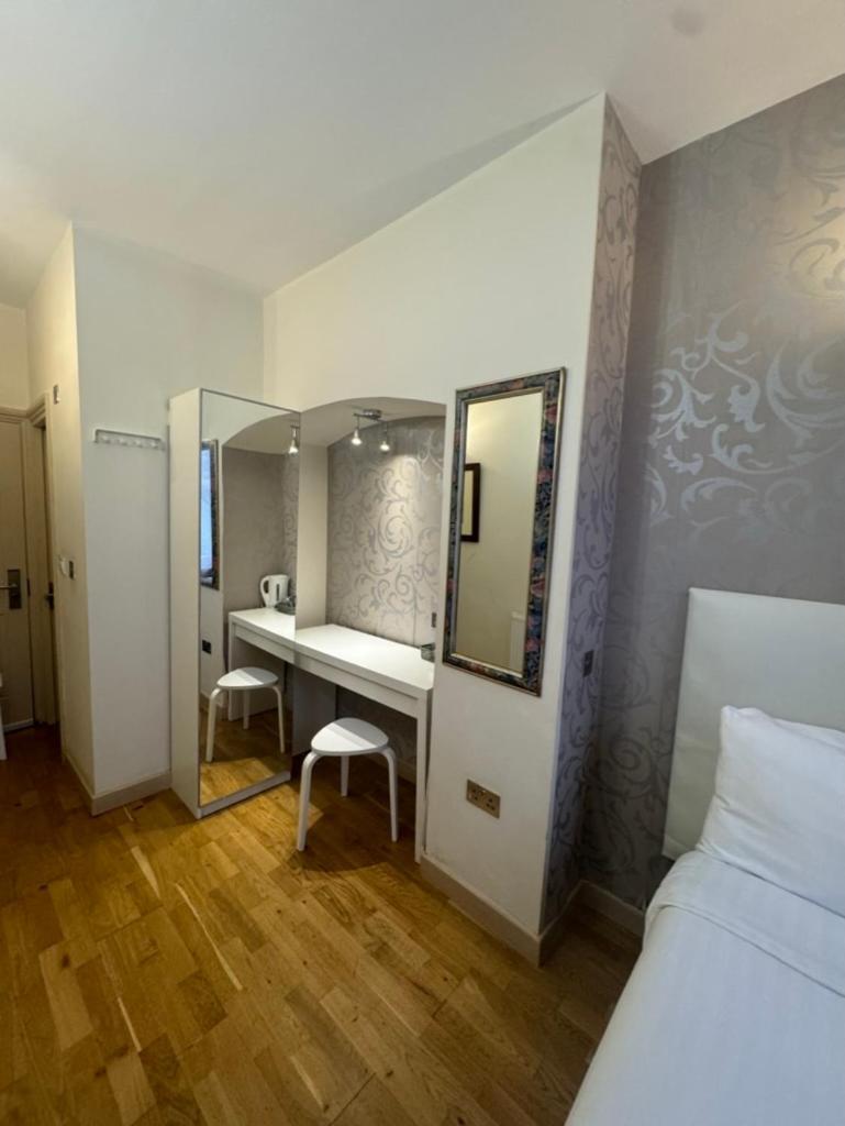The Paramount Hotel Londra Dış mekan fotoğraf
